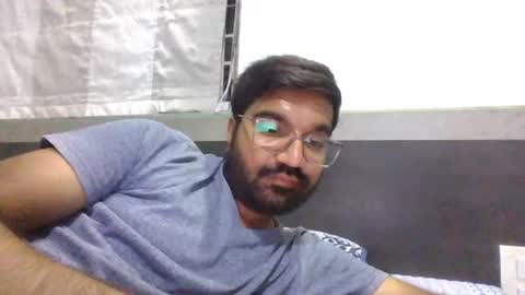 Snapshot of ptl1711 chatting on 01/03/25, 04:48 ptl1711 online show from 01/03/25, 04:48