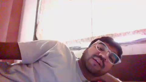 Snapshot of ptl1711 chatting on 01/10/26, 09:44 ptl1711 online show from 01/10/26, 09:44