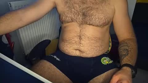 Snapshot of ptoku1985 chatting on 09/24/25, 08:39 ptoku1985 online show from 09/24/25, 08:39