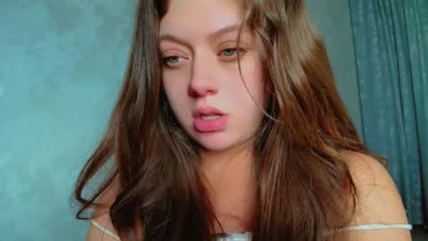 Snapshot of puff_witch chatting on 01/14/25, 11:42 Nayaa Nay 3 online show from 01/14/25, 11:42