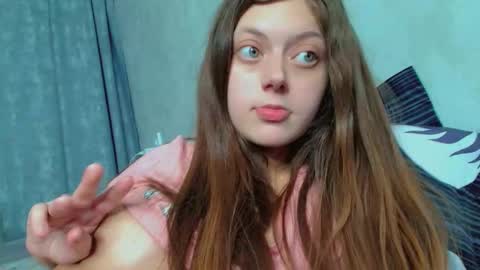 Snapshot of puff_witch chatting on 03/08/25, 01:17 Nayaa Nay 3 online show from 03/08/25, 01:17