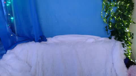 Snapshot of pufpufog chatting on 03/24/26, 11:15 EsteticHouse online show from 03/24/26, 11:15