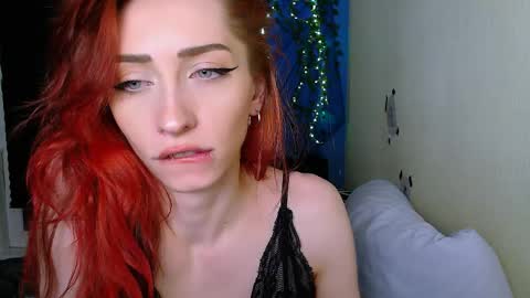 Snapshot of pufpufog chatting on 04/02/26, 06:16 EsteticHouse online show from 04/02/26, 06:16