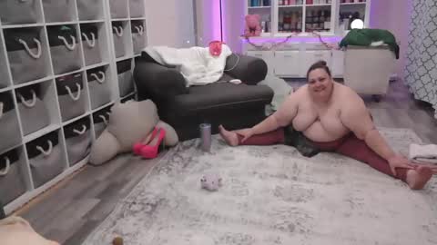 Puggie -  online show from 02/15/25, 04:23