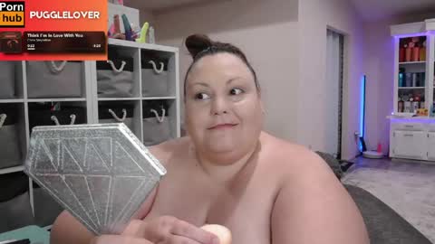 Snapshot of pugglelover chatting on 05/22/26, 02:22 Puggie - online show from 05/22/26, 02:22