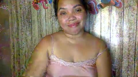 Snapshot of puke_maru chatting on 10/13/25, 12:05 Maru online show from 10/13/25, 12:05