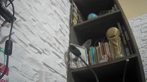 puky_mza online show from 12/19/24, 05:18