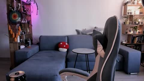 Alisa  lack of vitamin D  online show from 10/14/25, 07:53