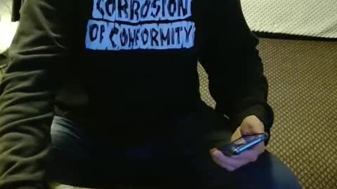 Snapshot of punkypapi chatting on 11/11/25, 02:44 Jojo online show from 11/11/25, 02:44