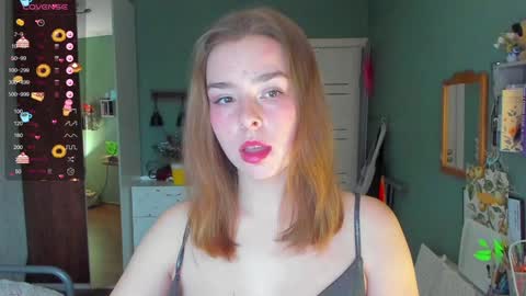 Snapshot of puoli chatting on 01/25/25, 12:58 Polly online show from 01/25/25, 12:58