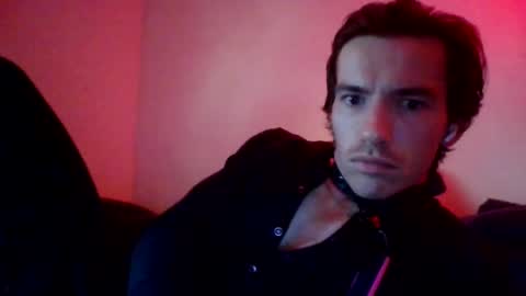 pup_cassius online show from 10/31/25, 08:10