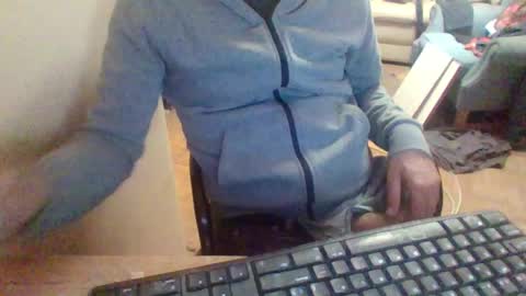 pup_y online show from 09/27/25, 10:04