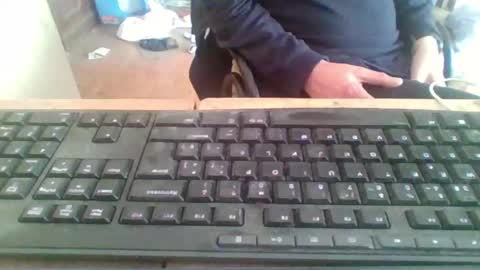 pup_y online show from 11/02/25, 08:39