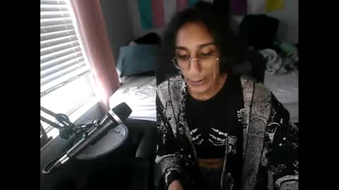 Snapshot of puppygirltoast chatting on 09/19/25, 09:48 puppygirltoast online show from 09/19/25, 09:48