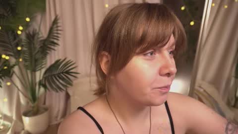 constant schedule Wednesday  Friday  Saturday  Sunday  The Rosemarie online show from 11/04/25, 06:12