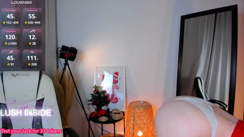 Snapshot of pure_flower_alison chatting on 12/23/24, 05:00 Alison online show from 12/23/24, 05:00