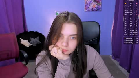 Snapshot of pure_radiance chatting on 01/21/25, 04:27 Ask me3 online show from 01/21/25, 04:27