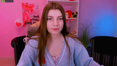 Snapshot of pure_radiance chatting on 03/03/25, 09:44 Ask me3 online show from 03/03/25, 09:44