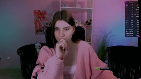 Snapshot of pure_radiance chatting on 03/10/25, 01:21 Ask me3 online show from 03/10/25, 01:21
