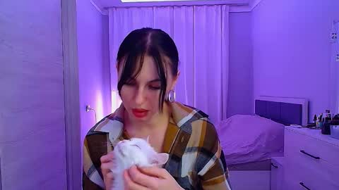 Snapshot of pure_temptation_j chatting on 01/07/26, 04:31 Julia online show from 01/07/26, 04:31