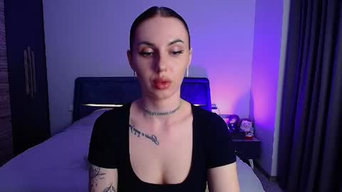Julia online show from 04/28/26, 05:18
