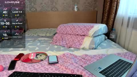 Katty online show from 10/12/25, 12:15