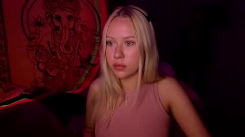 Snapshot of pureeangel chatting on 02/24/26, 07:23 Megan online show from 02/24/26, 07:23