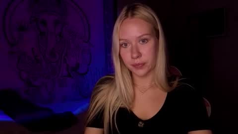 Snapshot of pureeangel chatting on 03/04/26, 08:15 Megan online show from 03/04/26, 08:15