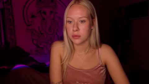 Snapshot of pureeangel chatting on 03/11/26, 07:31 Megan online show from 03/11/26, 07:31