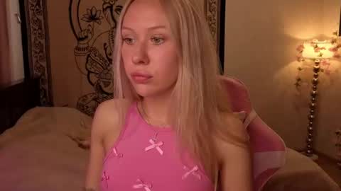 Snapshot of pureeangel chatting on 06/24/26, 02:05 Megan online show from 06/24/26, 02:05