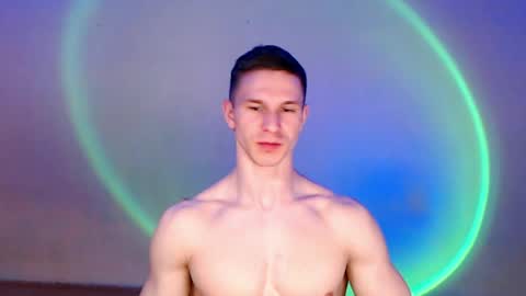 Snapshot of puremenshape chatting on 04/04/26, 04:00 puremenshape online show from 04/04/26, 04:00