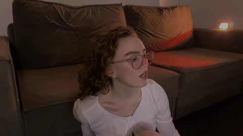 Marie online show from 02/06/25, 11:37