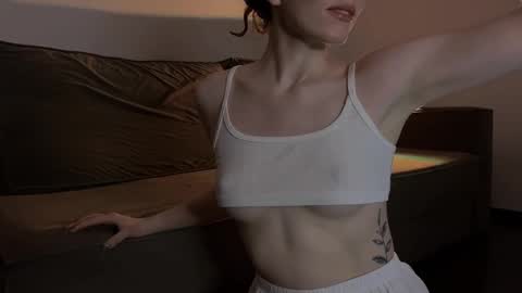 Marie online show from 02/10/25, 03:24