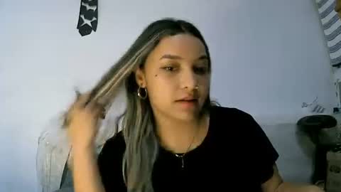 Snapshot of purple_23 chatting on 03/24/26, 10:26 Lizzy online show from 03/24/26, 10:26