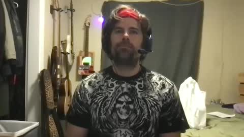 Purple online show from 09/23/25, 05:32