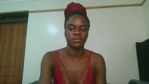 purple_honey1 online show from 04/16/26, 09:39
