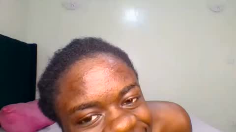 Snapshot of purple_honey2 chatting on 06/16/26, 04:31 Honey online show from 06/16/26, 04:31