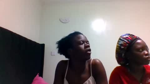 Snapshot of purple_honey2 chatting on 06/18/26, 08:47 Honey online show from 06/18/26, 08:47