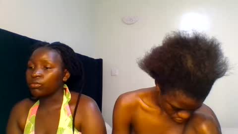 Snapshot of purple_honey2 chatting on 06/27/26, 07:57 Honey online show from 06/27/26, 07:57