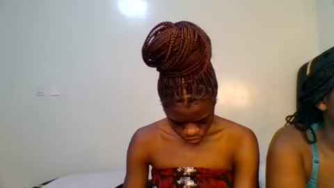Snapshot of purple_honey2 chatting on 07/07/26, 06:47 Honey online show from 07/07/26, 06:47