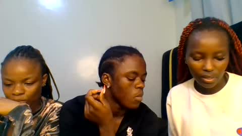 Snapshot of purple_honey2 chatting on 07/27/26, 03:57 Honey online show from 07/27/26, 03:57
