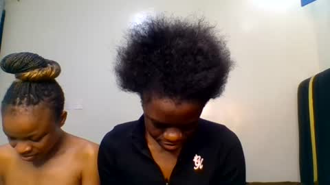 Snapshot of purple_honey2 chatting on 07/27/26, 08:27 Honey online show from 07/27/26, 08:27