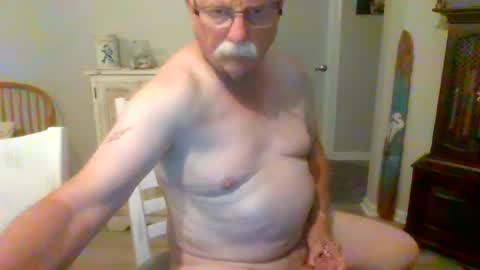 Snapshot of purpleshroom chatting on 08/03/26, 03:38 purpleshroom online show from 08/03/26, 03:38