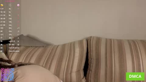 Sophie  Fav patterns 99199444press my buttons  see what happens  online show from 10/28/25, 05:33