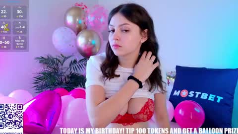 Snapshot of pusichka_ chatting on 12/16/24, 10:29 Diana    Onlyfans  online show from 12/16/24, 10:29