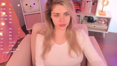 Snapshot of pussy_kattt chatting on 01/25/25, 11:02 kat follow online show from 01/25/25, 11:02