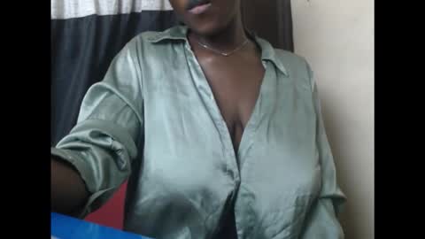 pussydollurz online show from 10/01/25, 12:27