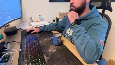 Snapshot of pussylickersucks77 chatting on 12/16/25, 02:22 pussylickersucks77 online show from 12/16/25, 02:22