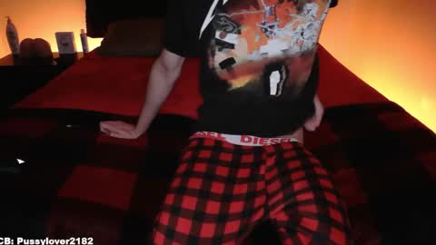 pussylover2182 online show from 12/05/25, 04:54