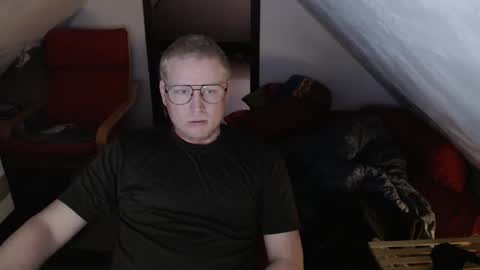 Snapshot of pussylovercb chatting on 11/04/25, 08:24 pussylovercb online show from 11/04/25, 08:24